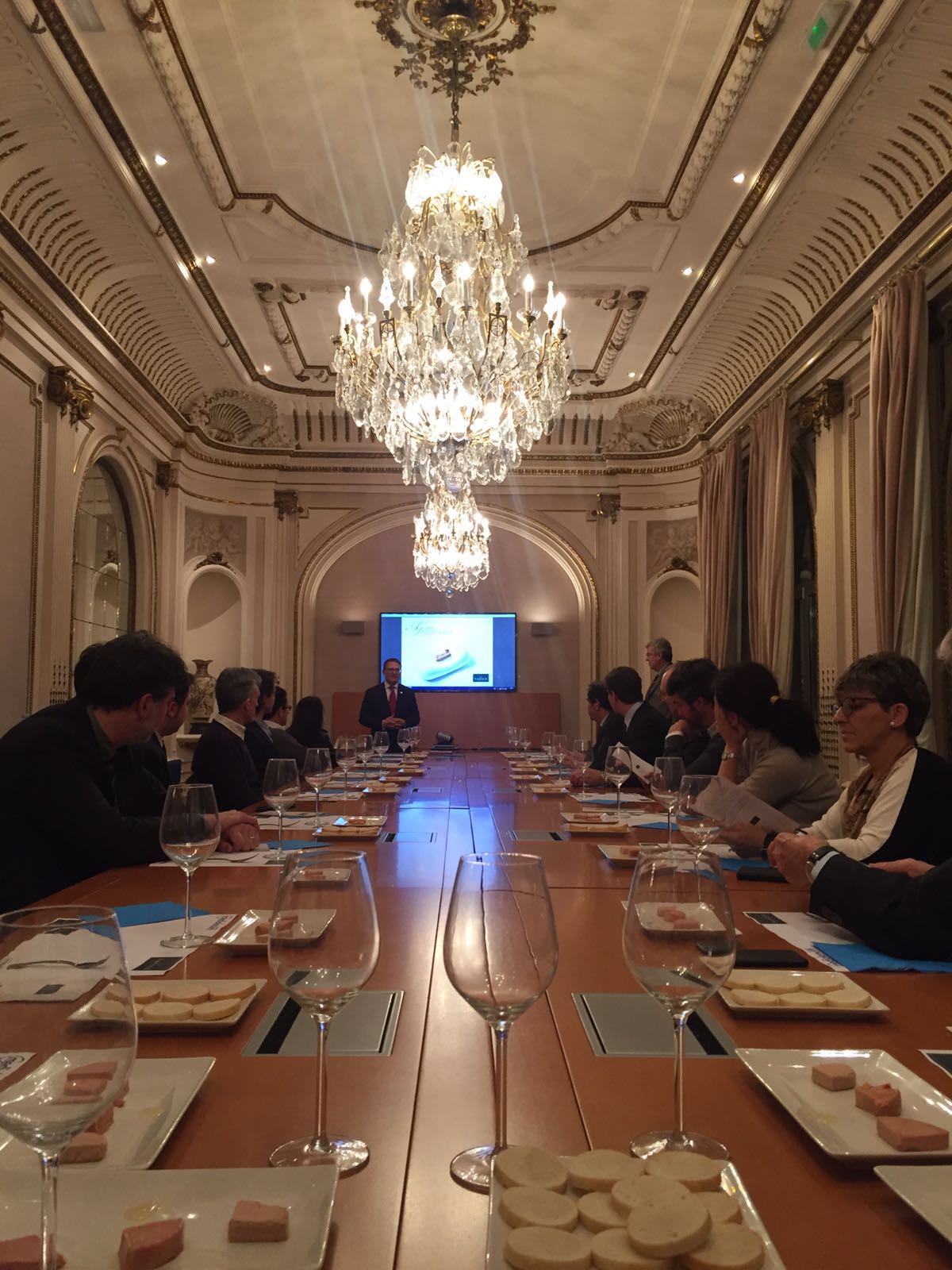 Cata de Foie amb la col·laboració d’IMPERIA. Sala Noble del Palauet Abadal